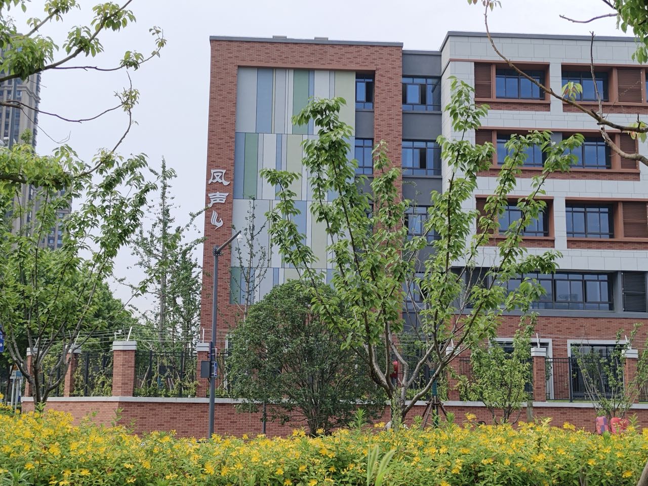 3、“凤声楼”楼宇.jpg 3、“凤声楼”楼宇.jpg