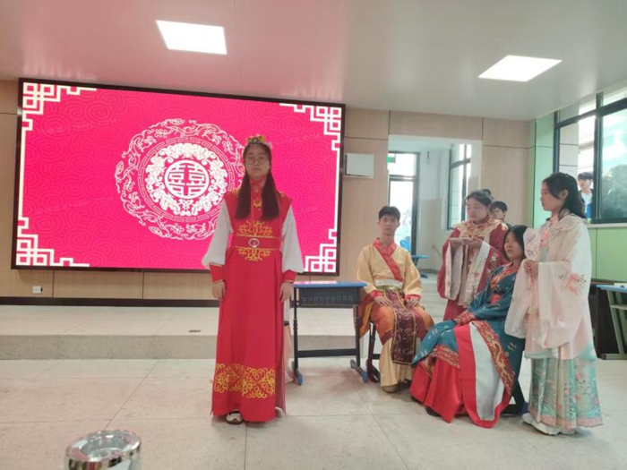 7.09-5.jpg 7.09-5.jpg