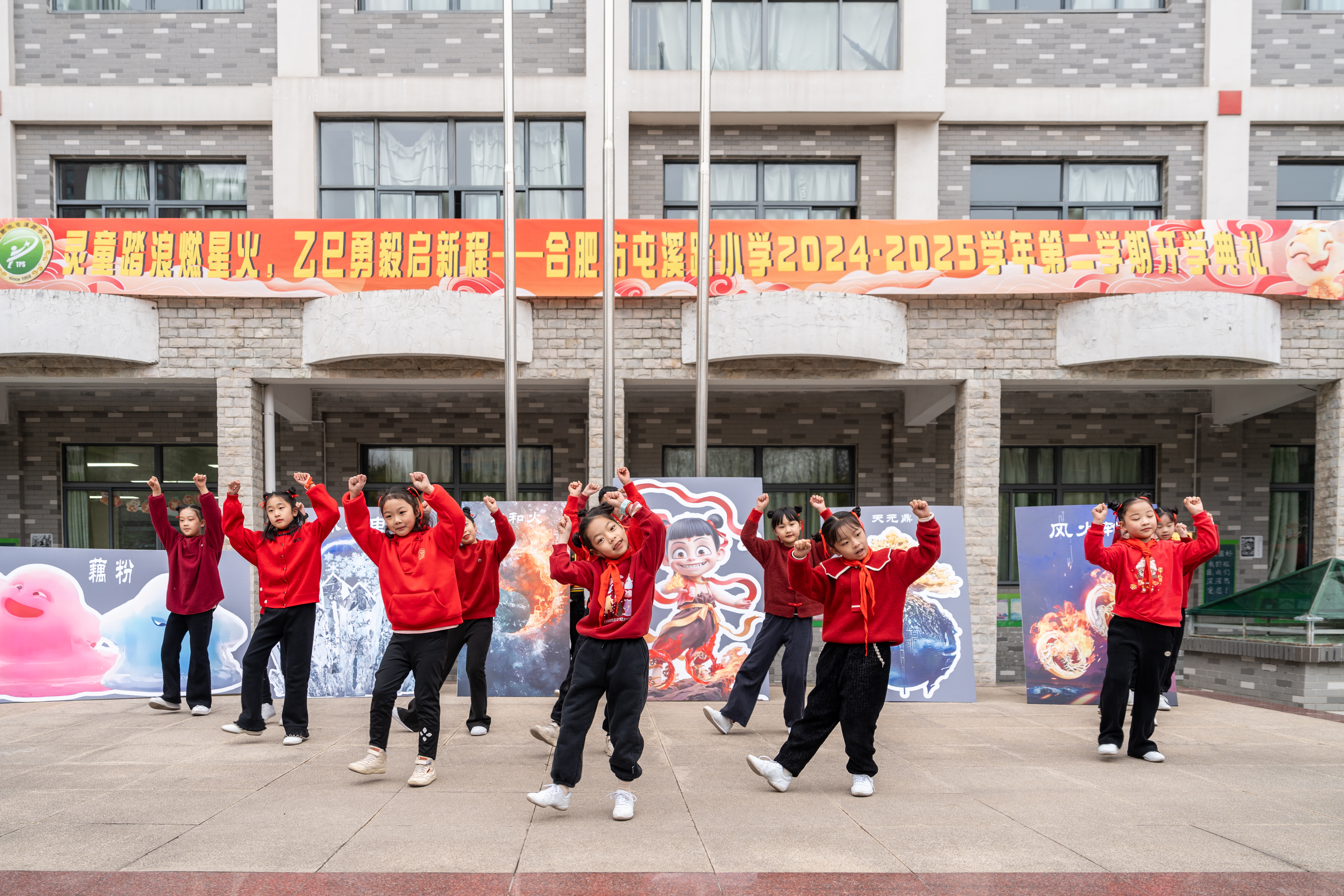 B1CE8A10BB898EBCE135B0359115E7E9.jpg B1CE8A10BB898EBCE135B0359115E7E9.jpg